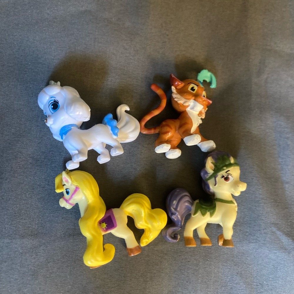Disney Princess Palace Pets Lot of 4 Toys Mini Figures Toys